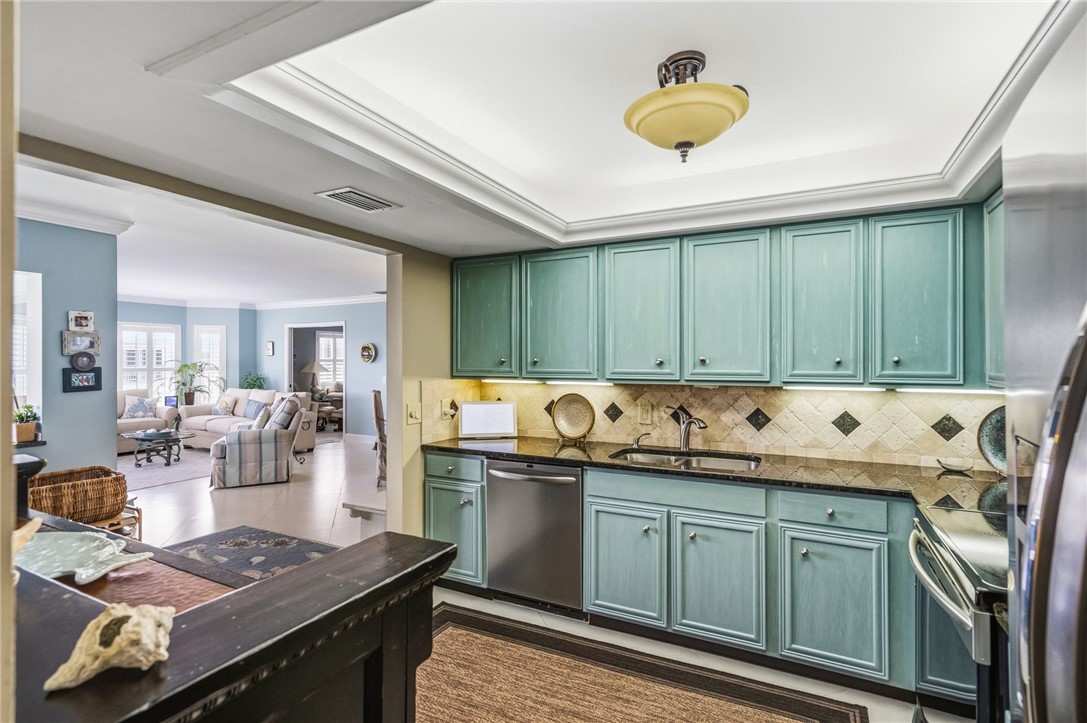 1150 Reef Road, Unit A8 Vero Beach, FL 32963 - Photo 12 of 30