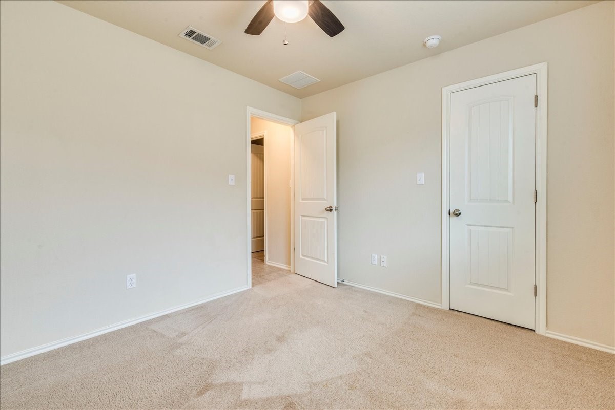 1061 Violet Lane Kyle, TX 78640 - Photo 18 of 34 additional view of third bedroom
