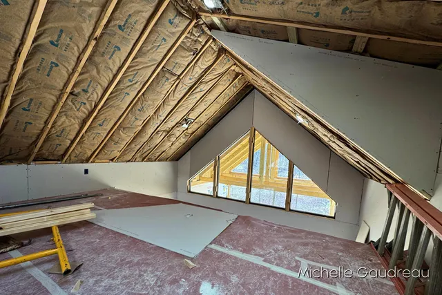 $715,000 | 1079 Arlington Street, Middleville, MI 49333