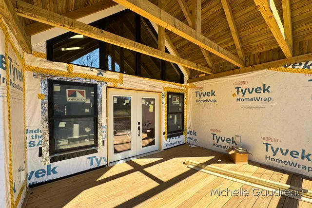 $715,000 | 1079 Arlington Street, Middleville, MI 49333