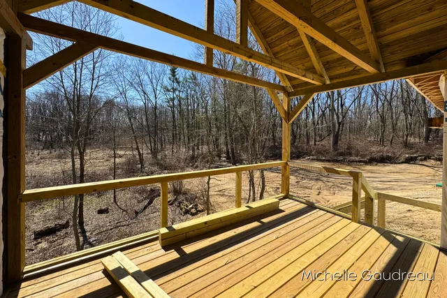 $715,000 | 1079 Arlington Street, Middleville, MI 49333