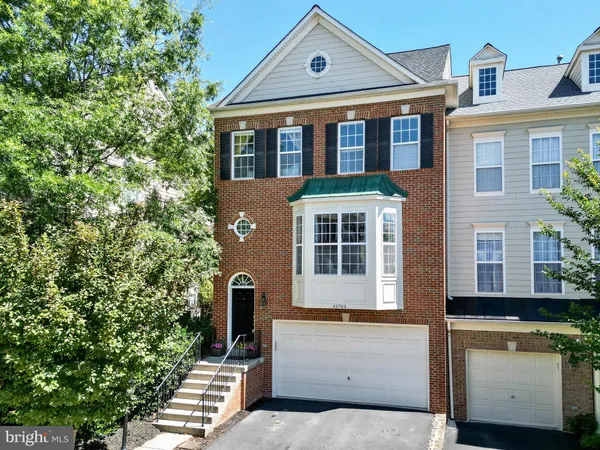 $799,000 | 43764 Lees Mill Square, Leesburg, VA 20176