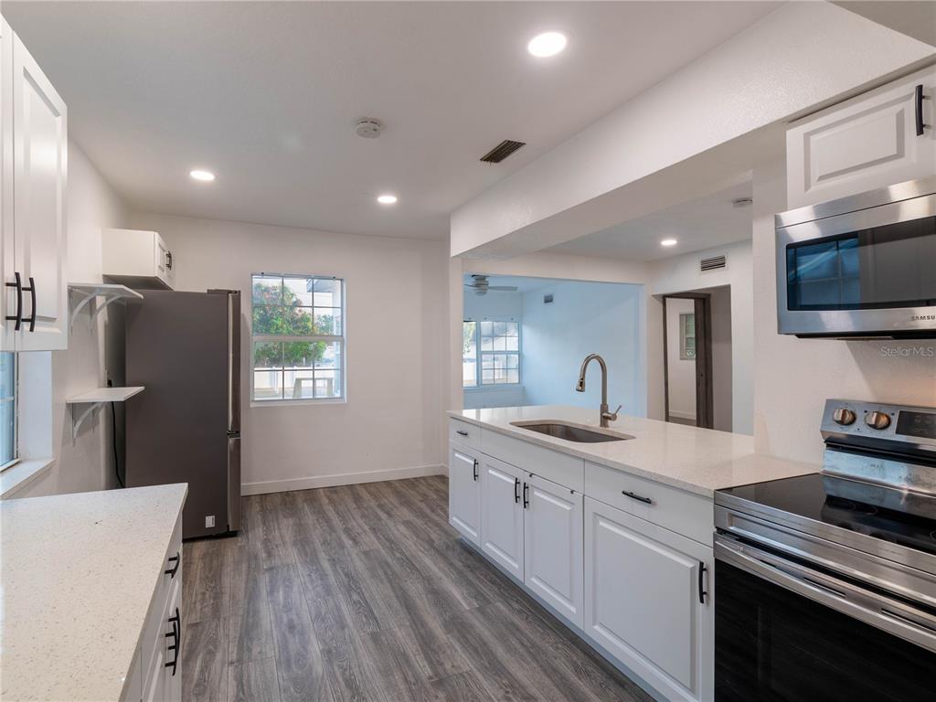 3408 Booth Street Safety Harbor, FL 34695 - Photo 4 of 44