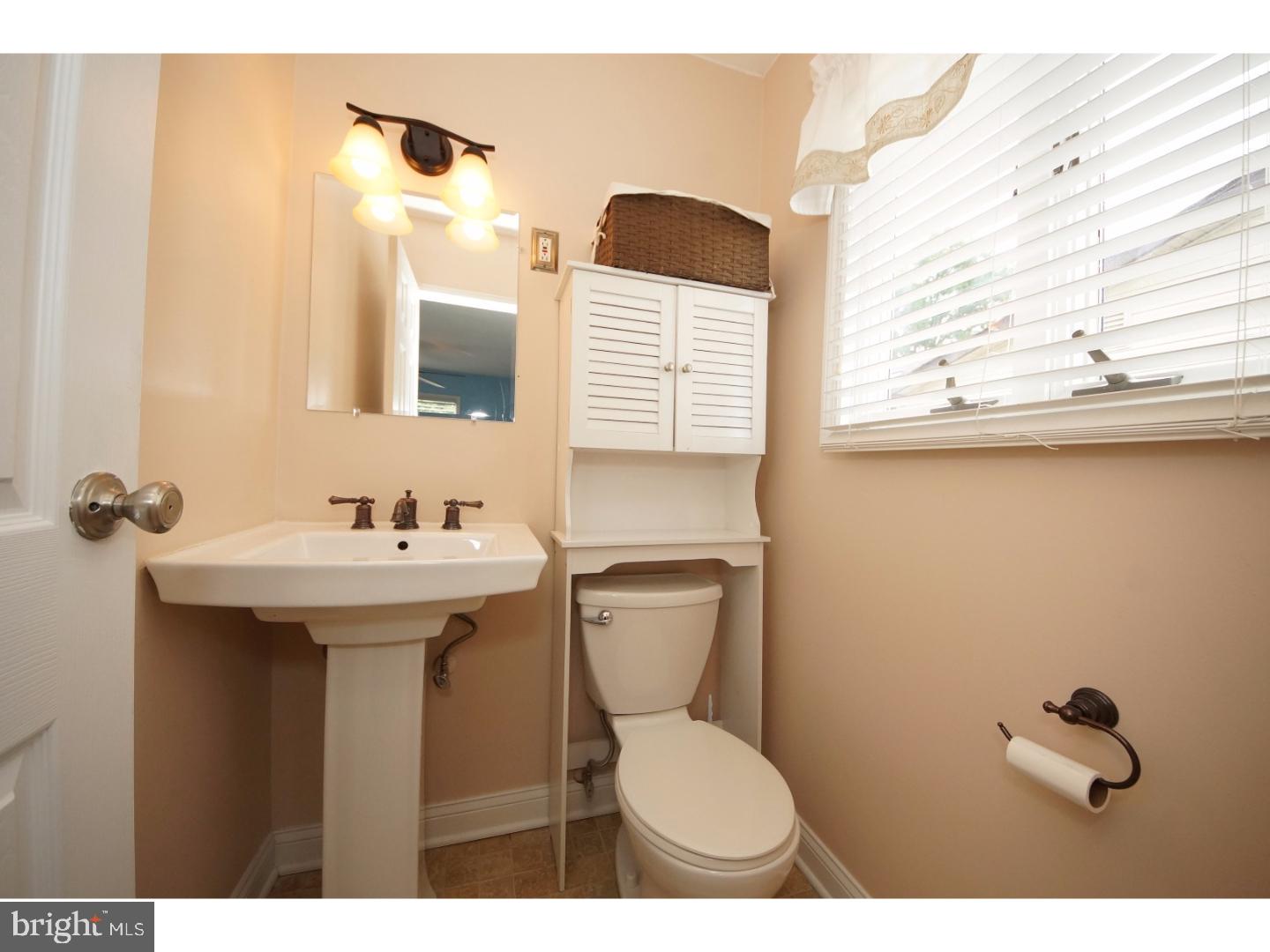 24 Dan Road Trenton, NJ 08620 - Photo 14 of 25