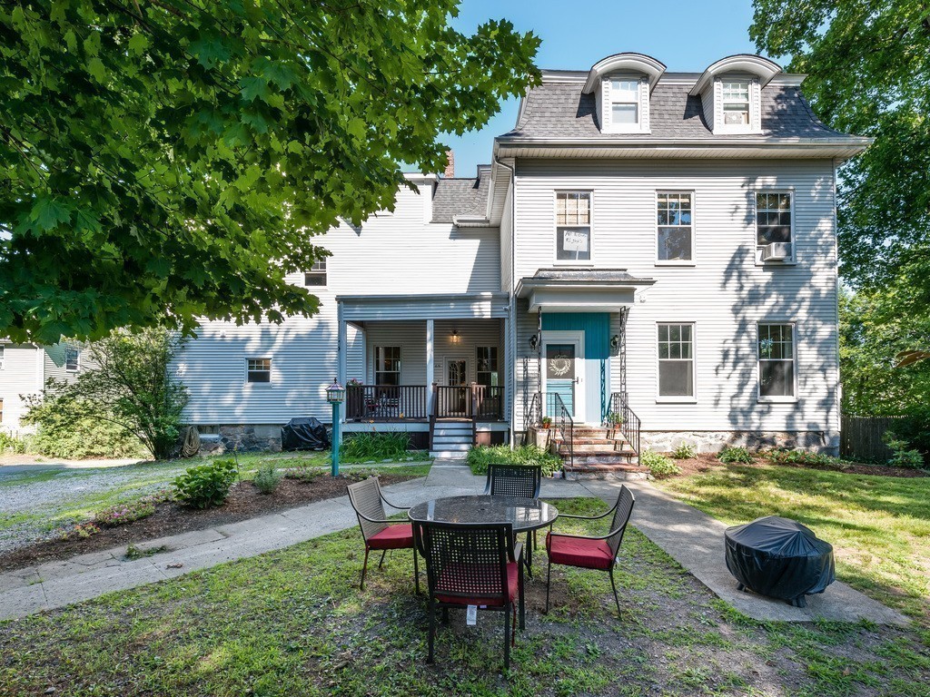 69 Fordham Road, Unit 69 Newton, MA 02465 - Photo 4 of 25 Gallery Image 4