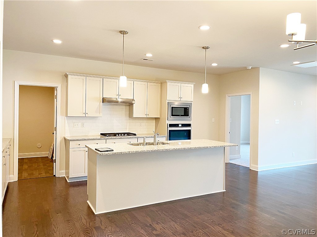 7028 Dunton Road Chesterfield, VA 23832 - Photo 6 of 17 Gallery Image 6