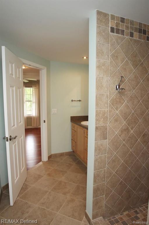 943 Downhill Lane Rochester Hills, MI 48307 - Photo 26 of 43