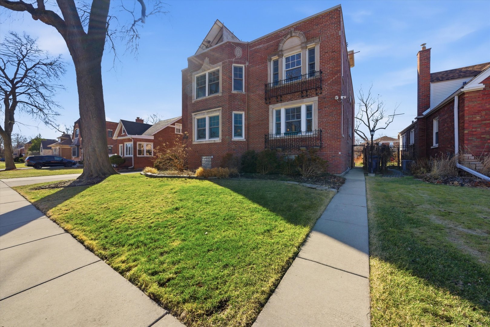 9908 South Bell Avenue Chicago, IL 60643 - Photo 3 of 60