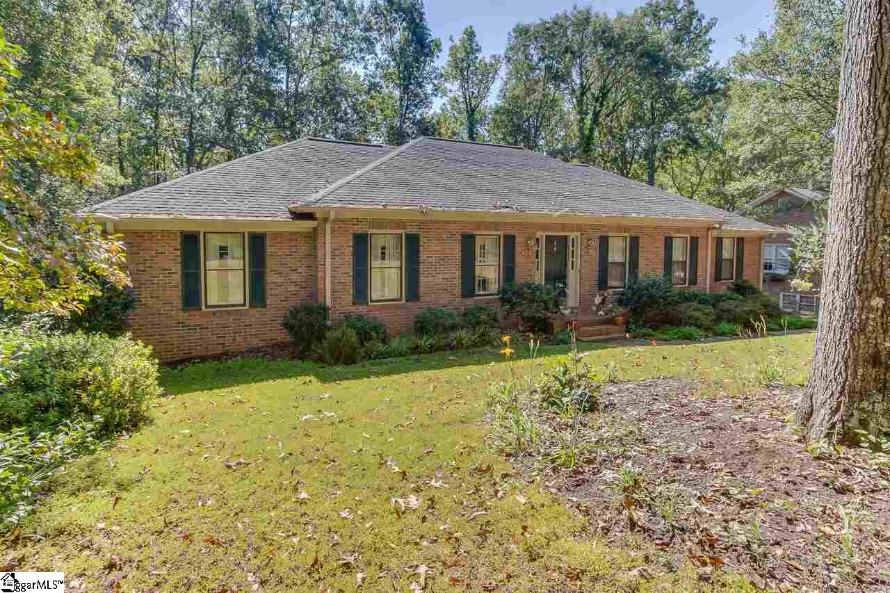109 West Shallowstone Road Greer, SC 29650 - Photo 2 of 28 Gallery Image 2
