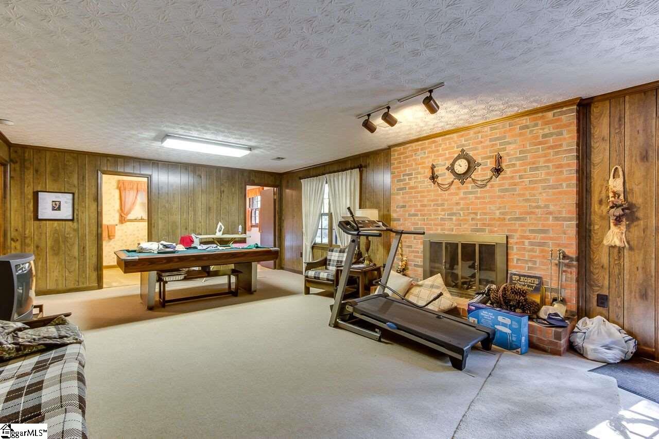 109 West Shallowstone Road Greer, SC 29650 - Photo 19 of 28 Gallery Image 19