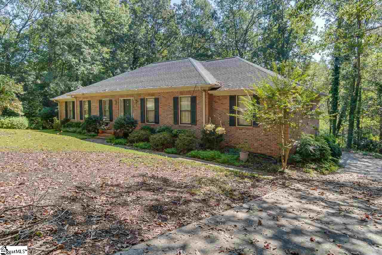 109 West Shallowstone Road Greer, SC 29650 - Photo 3 of 28 Gallery Image 3