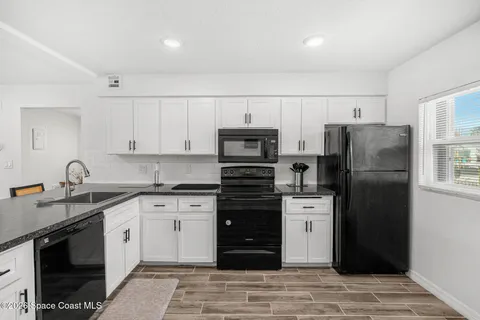 $299,000 | 1318 South Miramar Avenue, Unit 208, Indialantic, FL 32903