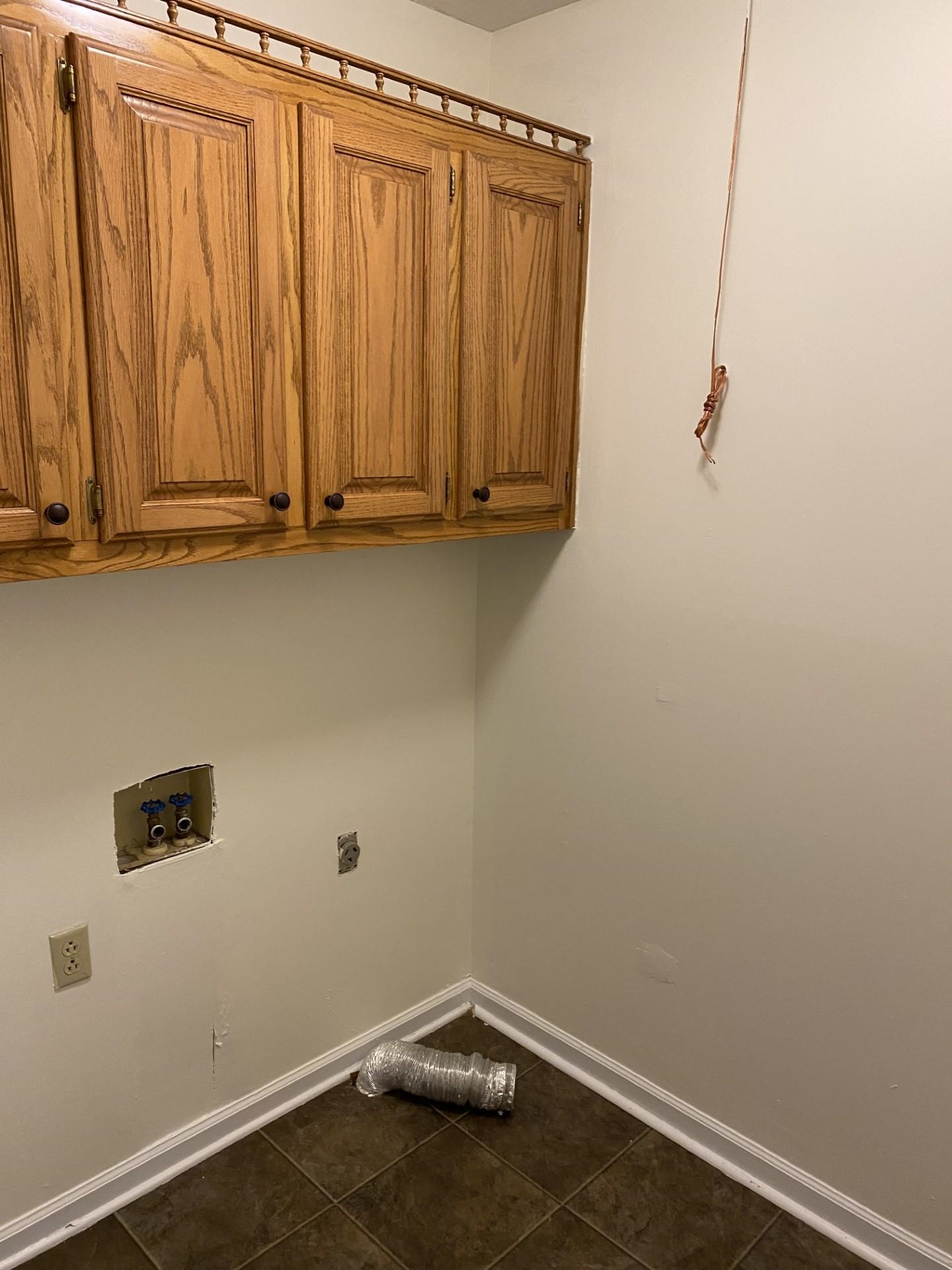 81 Candlewick Drive Jackson, TN 38305 - Photo 17 of 30 a view of a closet