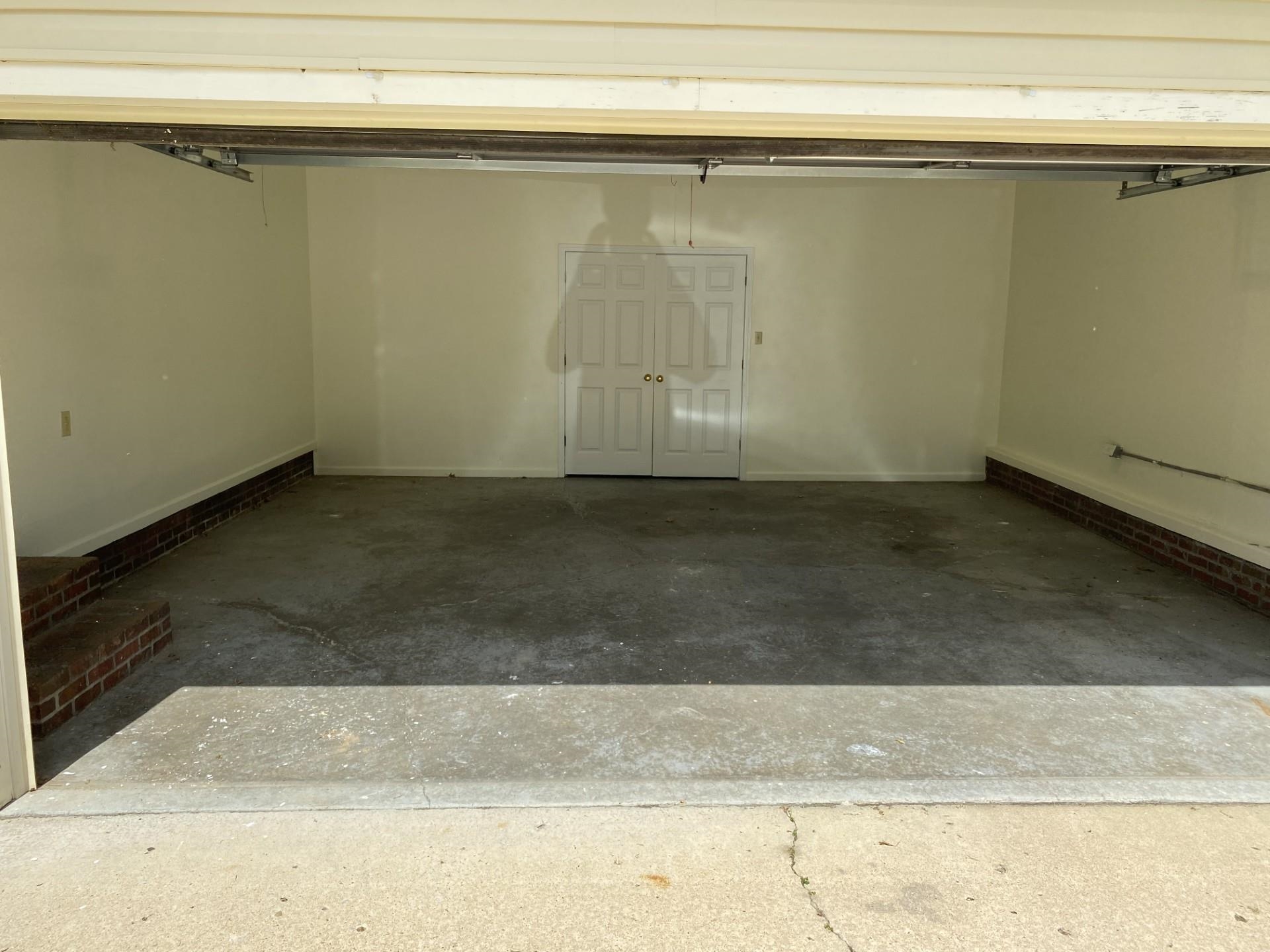 81 Candlewick Drive Jackson, TN 38305 - Photo 7 of 30 a view of wooden floor