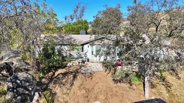 $419,895 | 34045 George Smith Road, Squaw Valley, CA 93675