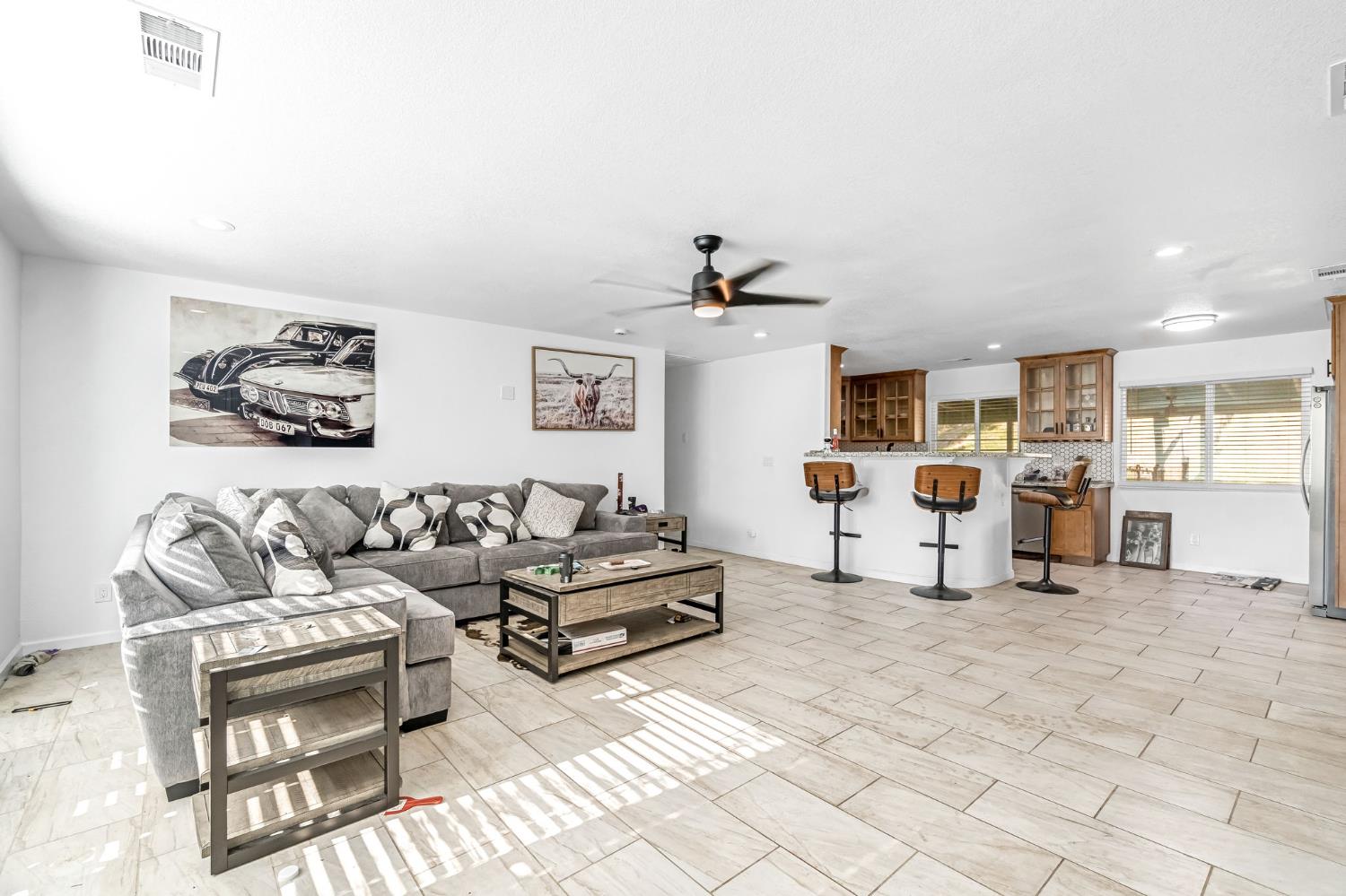 34045 George Smith Road Squaw Valley, CA 93675 - Photo 8 of 37 a living room with furniture and kitchen view