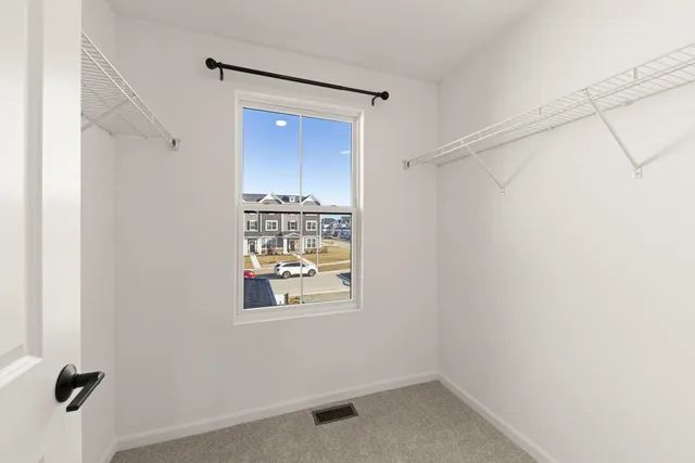 $3,200 | 4486 Chelsea Mnr Circle, Aurora, IL 60504