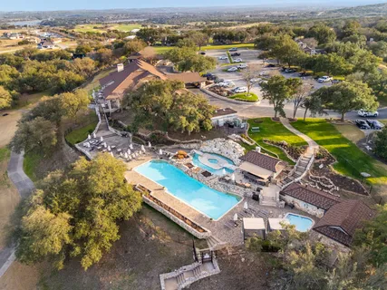 $750,000 | 2433 Founders Circle, Spicewood, TX 78669