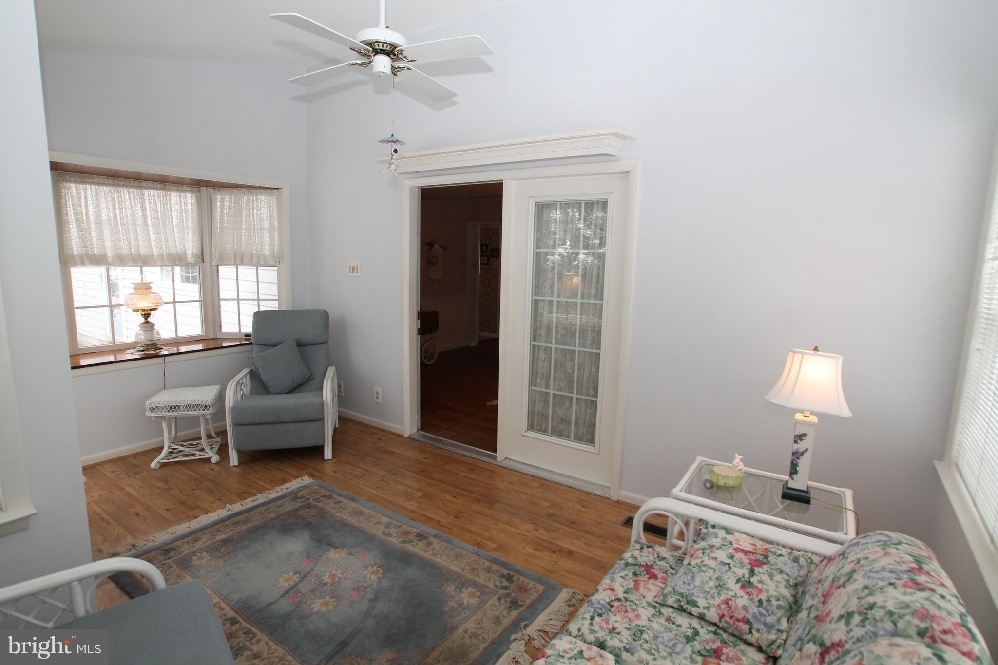 13044 Sewell Road Philadelphia, PA 19116 - Photo 22 of 38
