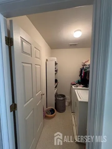 $629,900 | 58 Windsong Circle, East Brunswick, NJ 08816