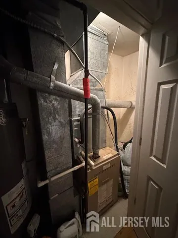 $629,900 | 58 Windsong Circle, East Brunswick, NJ 08816