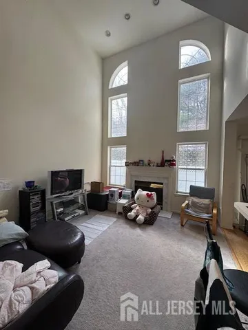 $629,900 | 58 Windsong Circle, East Brunswick, NJ 08816