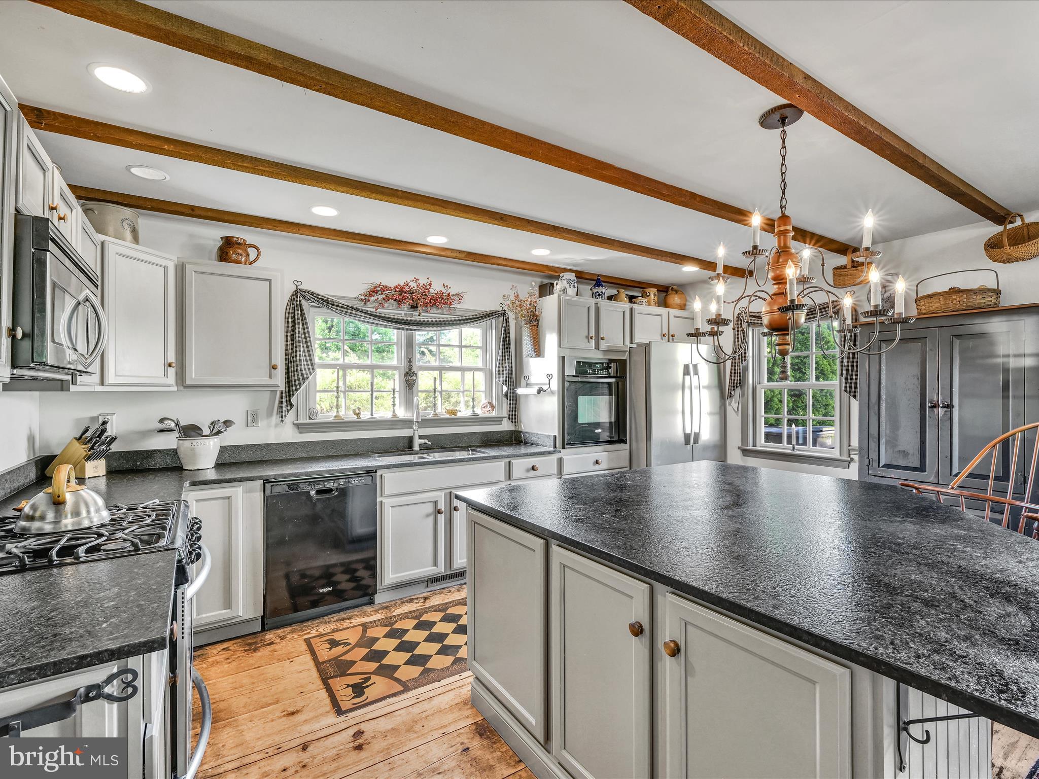 6 Cricket Slope Drive Oley, PA 19547 - Photo 15 of 54 Kitchen