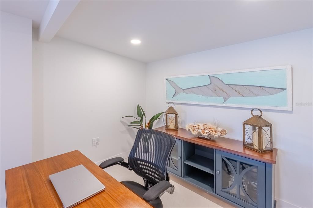 8302 Midnight Pass Road Sarasota, FL 34242 - Photo 28 of 82 Gallery Image 28