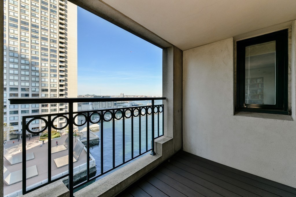 20 Rowes Wharf, Unit 707 Boston, MA 02110 - Photo 13 of 22