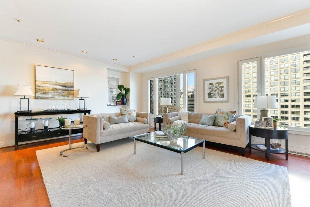 20 Rowes Wharf, Unit 707 Boston, MA 02110 - Photo 4 of 22