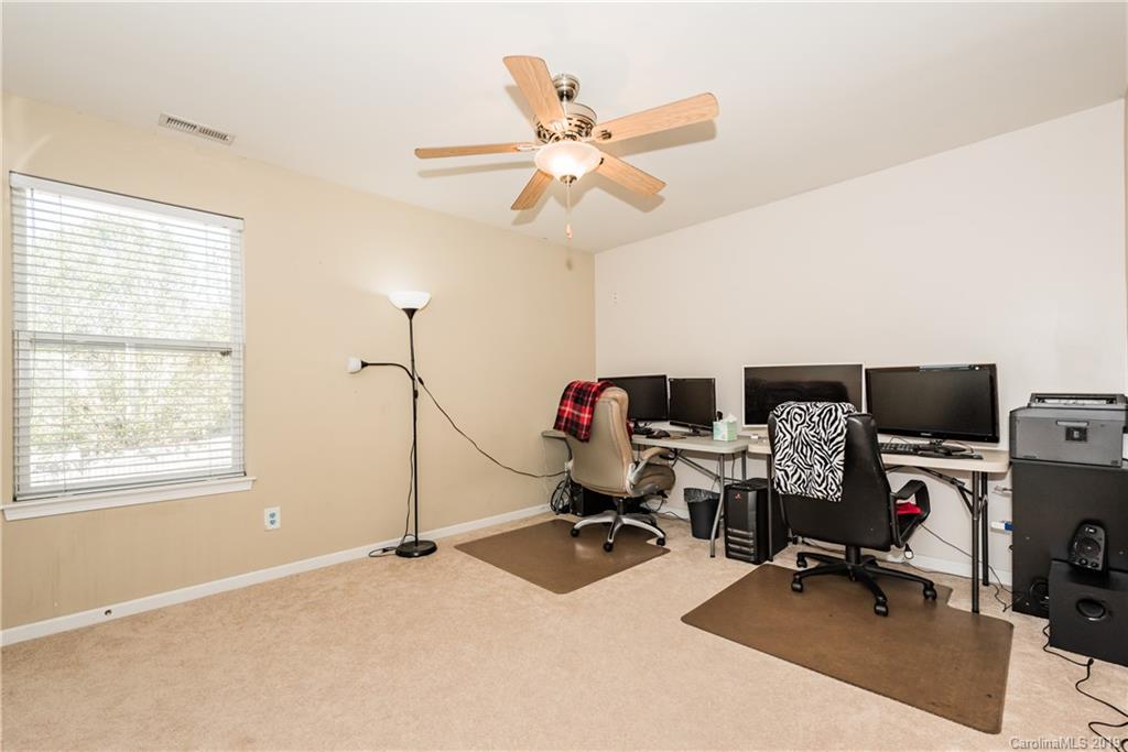 10930 Slalom Hill Road Charlotte, NC 28278 - Photo 13 of 19