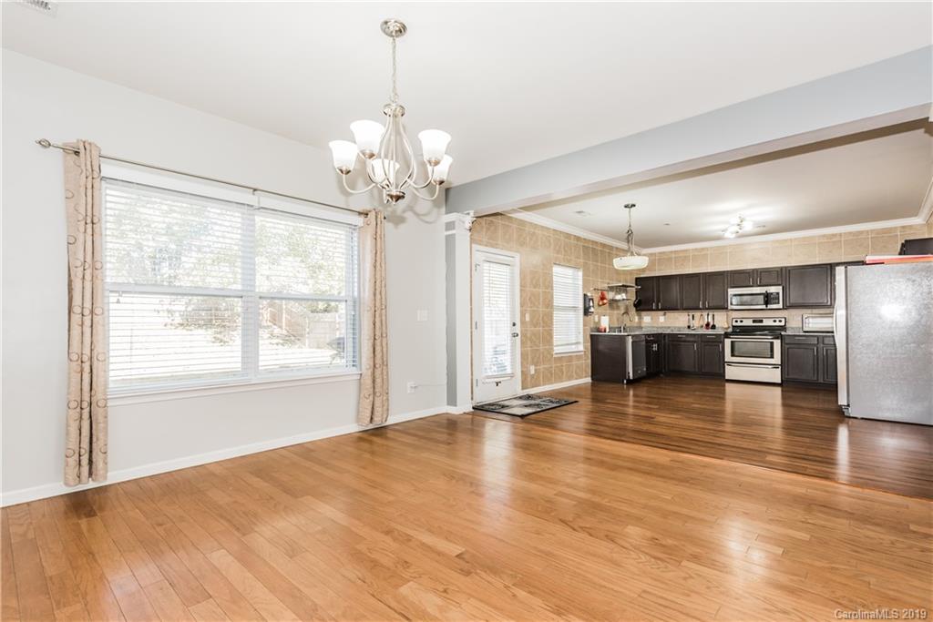 10930 Slalom Hill Road Charlotte, NC 28278 - Photo 4 of 19