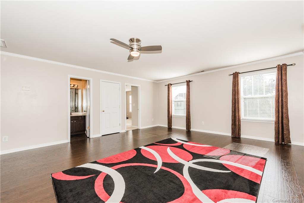 10930 Slalom Hill Road Charlotte, NC 28278 - Photo 9 of 19