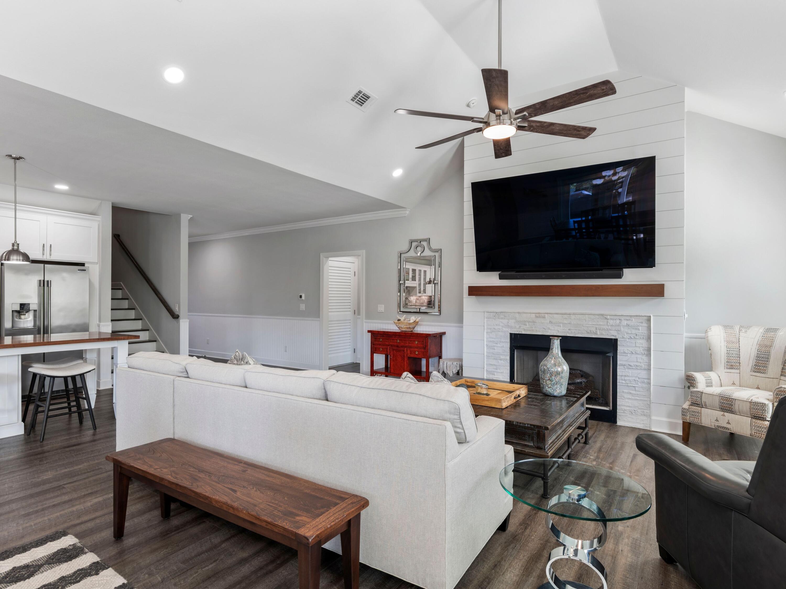 179 Lake Park Cove Santa Rosa Beach, FL 32459 - Photo 21 of 69 TV's convey