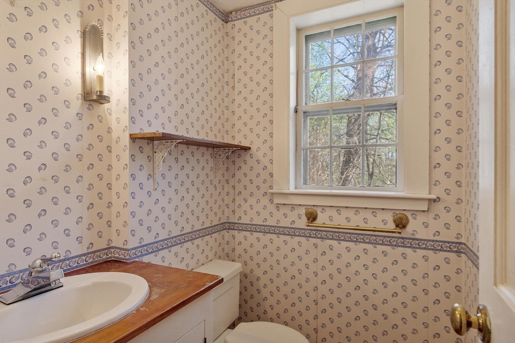 73 Brown Road Harvard, MA 01451 - Photo 11 of 24 Gallery Image 11