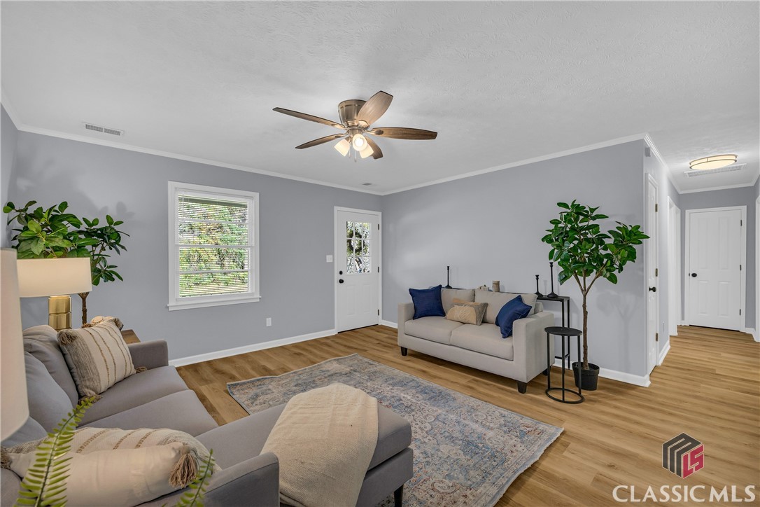 198 Chanticleer Road Commerce, GA 30529 - Photo 11 of 41