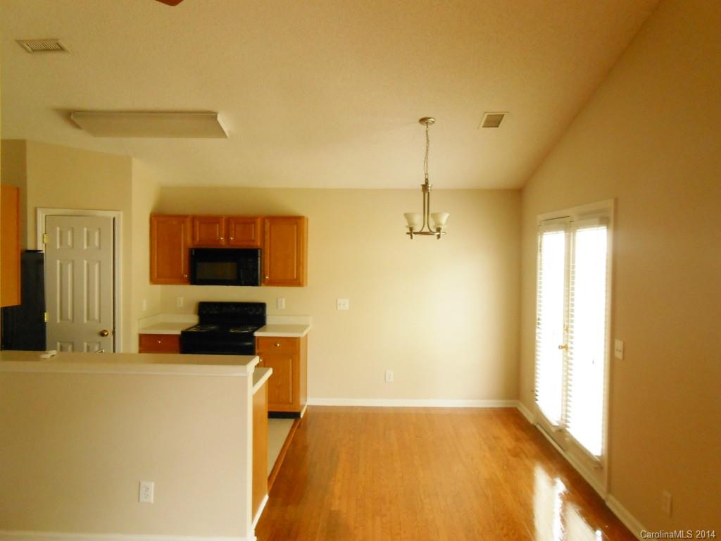 11402 Gold Pan Road Charlotte, NC 28215 - Photo 6 of 13