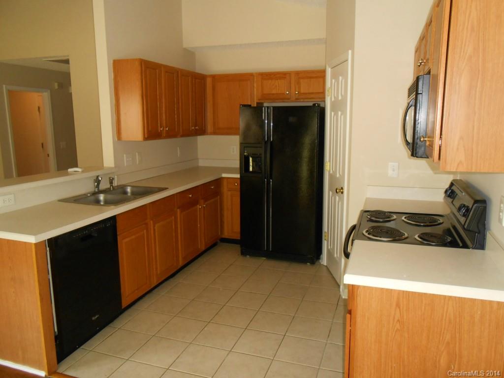 11402 Gold Pan Road Charlotte, NC 28215 - Photo 8 of 13