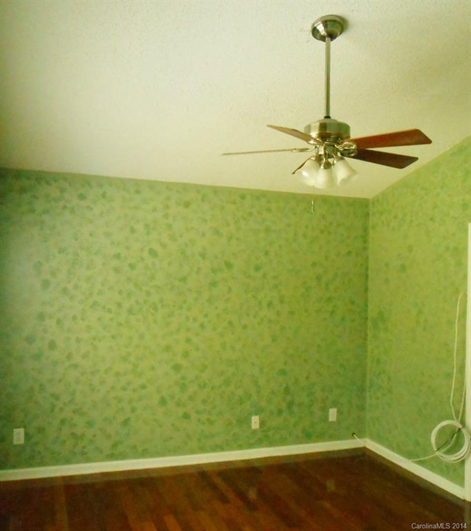 11402 Gold Pan Road Charlotte, NC 28215 - Photo 10 of 13