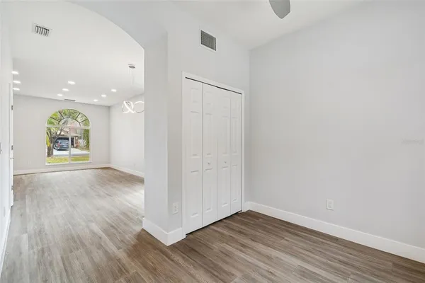 $3,600 | 18154 Sandy Pointe Drive, Tampa, FL 33647