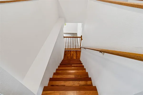 $3,600 | 18154 Sandy Pointe Drive, Tampa, FL 33647