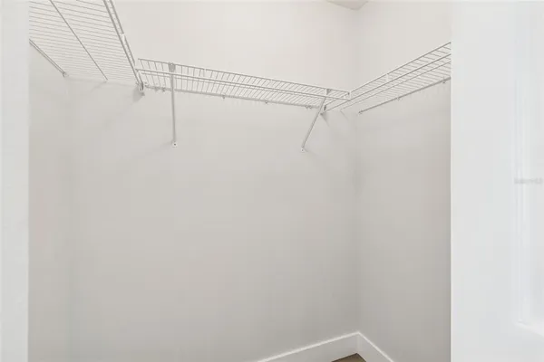 $3,600 | 18154 Sandy Pointe Drive, Tampa, FL 33647