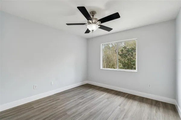 $3,600 | 18154 Sandy Pointe Drive, Tampa, FL 33647