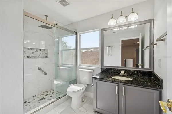 $3,600 | 18154 Sandy Pointe Drive, Tampa, FL 33647