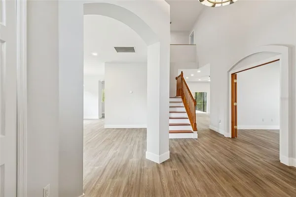 $3,600 | 18154 Sandy Pointe Drive, Tampa, FL 33647