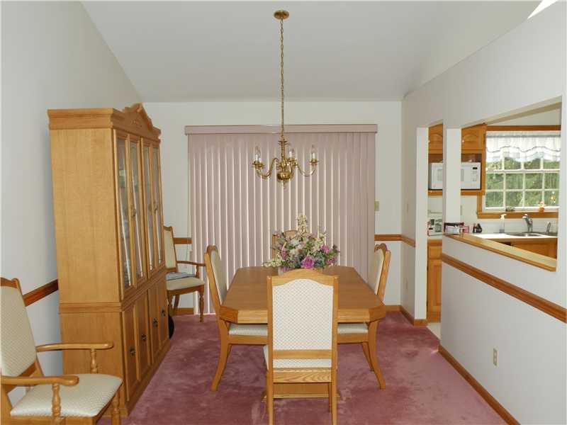 261 Rolshouse Road Pittsburgh, PA 15237 - Photo 8 of 16 Dining Room.