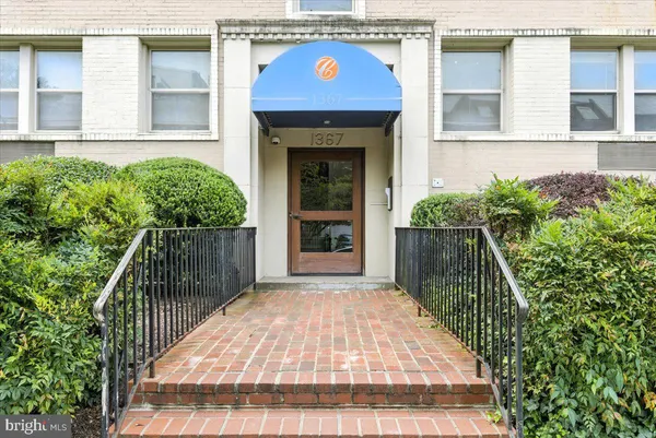$199,900 | 1367 K Street Southeast, Unit B, Washington, DC 20003