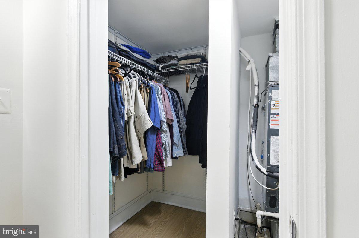 1367 K Street Southeast, Unit B Washington, DC 20003 - Photo 5 of 21 Spacious closet