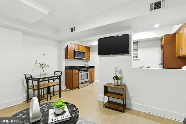 $239,900 | 1367 K Street Southeast, Unit B, Washington, DC 20003