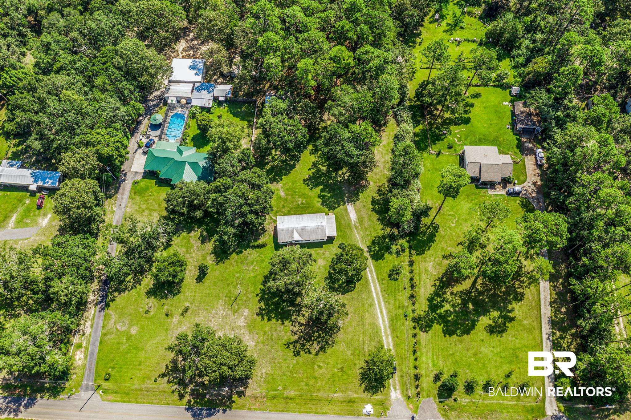 24300 Pinewood Lane Robertsdale, AL 36567 - Photo 28 of 36